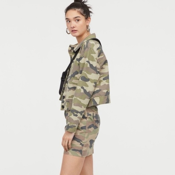 H&M Cargo Camo jacket Khaki Green/Pattern Size S - Picture 4 of 5